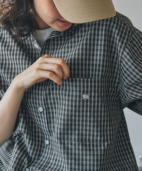 ナンバリング刺繍 衿リブ ラインデザイン 半袖シャツ MONO-MART LADY'S