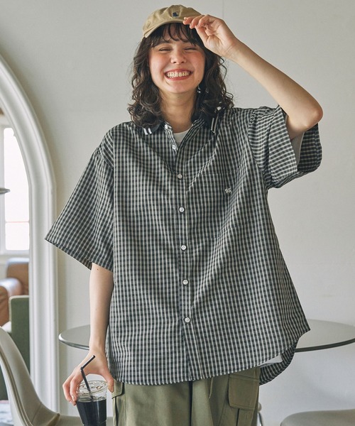 MONO-MART LADY'S（モノマートレディース）の「ナンバリング刺繍 衿リブ ラインデザイン 半袖シャツ（シャツ/ブラウス・レディース・ホワイト/ブラック系/ブラウン系/ネイビー系・FREE）」の14枚目の写真