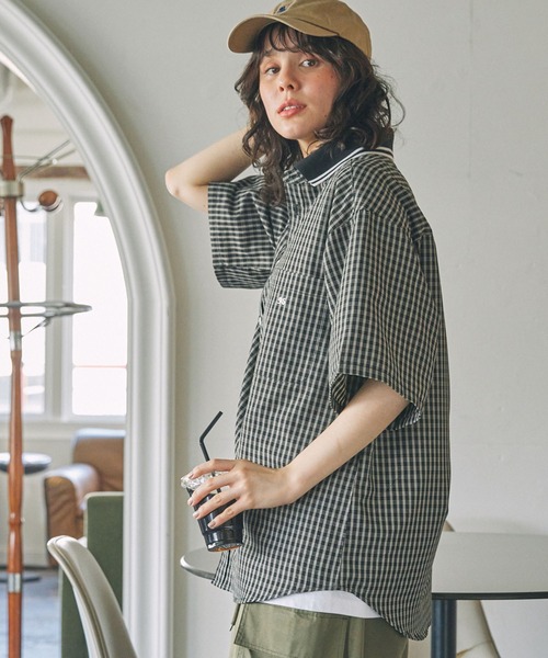 MONO-MART LADY'S（モノマートレディース）の「ナンバリング刺繍 衿リブ ラインデザイン 半袖シャツ（シャツ/ブラウス・レディース・ホワイト/ブラック系/ブラウン系/ネイビー系・FREE）」の16枚目の写真