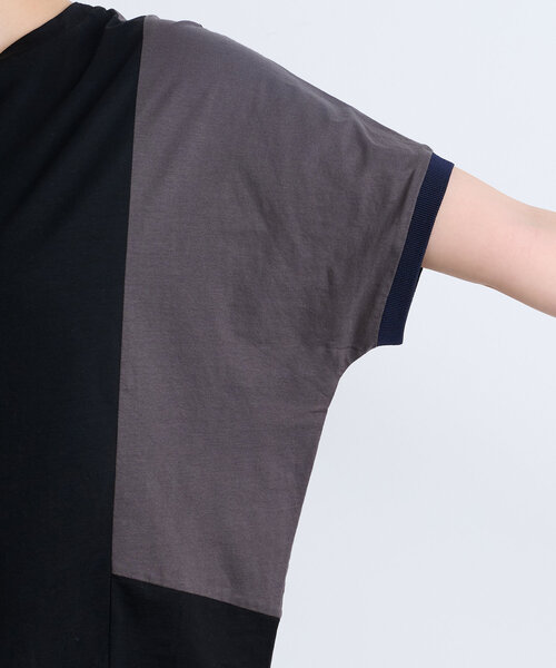 Jena espace merveilleux（ジェナ　エスパスメルヴェイユ）の「【体型カバー／1枚で決まる配色Tシャツ】バックライン配色カットソー（Tシャツ/カットソー・レディース・ブラック/ベージュ/ブルー・FREE）」の16枚目の写真