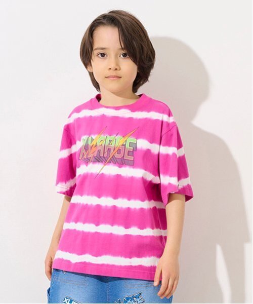 XLARGE KIDS(エクストララージキッズ)の「ボーダータイダイ半袖Tシャツ(Tシャツ/カットソー・キッズ・グリーン/ピンク・100cm/90cm/140cm/130cm/120cm/110cm)」の1枚目の写真