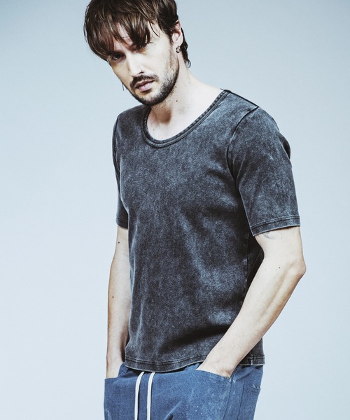 NO ID.（ノーアイディ）の「【NO ID.】Fraise U-Neck T-Shirt / フライス Uネック Tシャツ（Tシャツ/カットソー・メンズ・グレー/ブラック/ホワイト・1/2）」の12枚目の写真