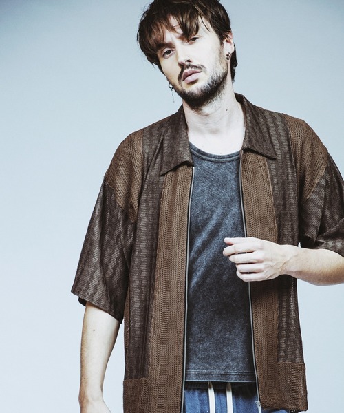 NO ID.（ノーアイディ）の「【NO ID.】Fraise U-Neck T-Shirt / フライス Uネック Tシャツ（Tシャツ/カットソー・メンズ・グレー/ブラック/ホワイト・1/2）」の17枚目の写真