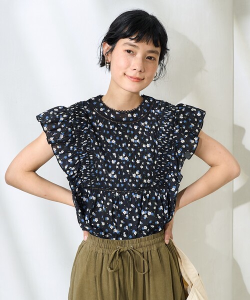 FREAK'S STORE(フリークスストア)の「インドボイル フリルノースリーブブラウス(シャツ/ブラウス・レディース・オフホワイト/ブラック/ベージュ/インディゴブルー・フリ-)」の1枚目の写真