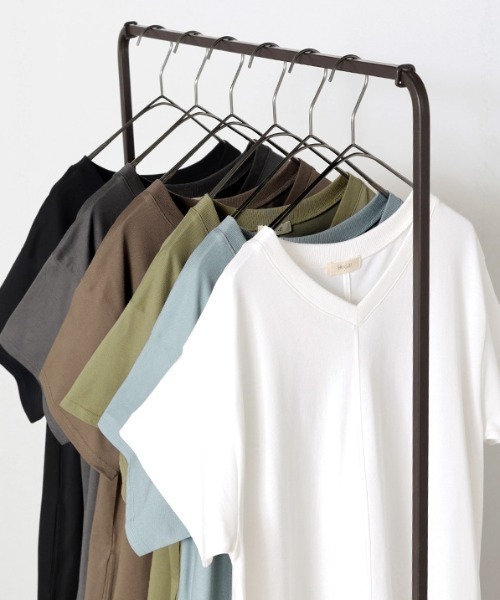 HUG.U(ハグユー)の「快適ドライ UVカットTシャツワンピ(ワンピース・レディース・ブラック/ライトブルー/オリーブ/モカ/ダークグレー/ホワイト・レギュラー丈/トール丈)」の18枚目の写真