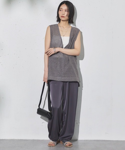 Doux archives（ドゥアルシーヴ）の「サテンパラシュートパンツ（その他パンツ・レディース・チャコールグレー/オフホワイト/グレイッシュベージュ・FREE）」の21枚目の写真