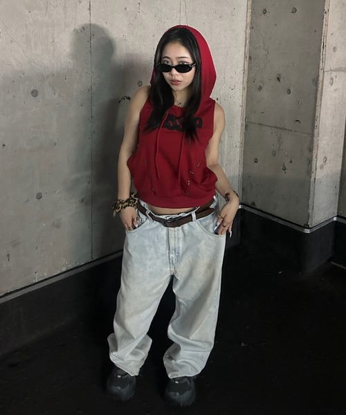 パーカー AINA - スタッズ付きスリーブレスフーディー レディース メンズ AINA - スタッズ付きスリーブレスフーディー（パーカー）｜INTER