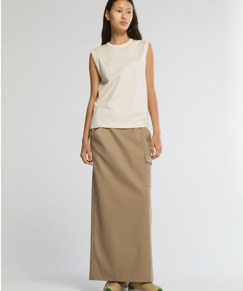 CINOH（チノ）の「DOUBLE CLOTH TIGHT SKIRT（スカート・レディース・ブラック/ベージュ・38/36）」の2枚目の写真