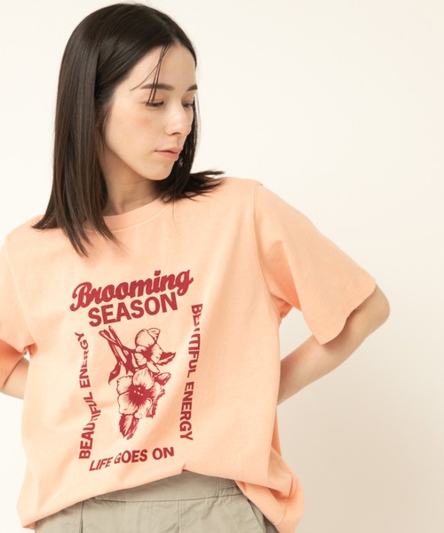 tシャツ M2498 フラワープリントピグメントＴ レディース M2498 フラワープリントピグメントT（Tシャツ/カットソー