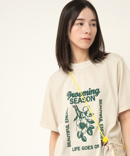 tシャツ M2498 フラワープリントピグメントＴ レディース M2498 フラワープリントピグメントT（Tシャツ/カットソー