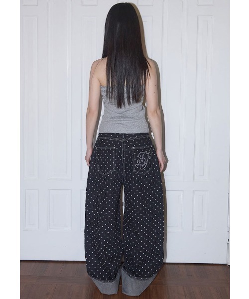 Gimmetheyoung★韓国★人気★G_STUD FLOWER CUT FRILL PANTS Gimmetheyoung】G_STUD FLOWER CUT FRILL PANTS SKY BLUE