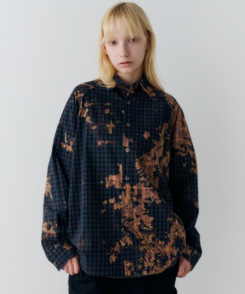 AFF AIVER(エイエフエフアイバー)の「AFF AIVER ブリーチラグランチェックシャツ(シャツ/ブラウス・メンズ・ブラウン/ネイビー・MEDIUM/SMALL/LARGE)」の1枚目の写真