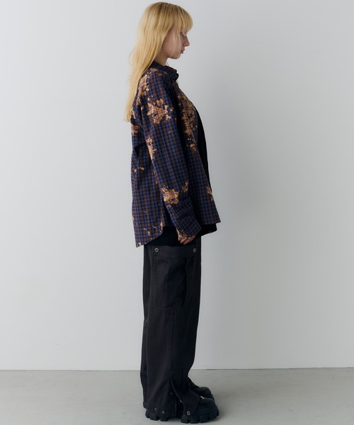 AFF AIVER(エイエフエフアイバー)の「AFF AIVER ブリーチラグランチェックシャツ(シャツ/ブラウス・メンズ・ブラウン/ネイビー・MEDIUM/SMALL/LARGE)」の16枚目の写真