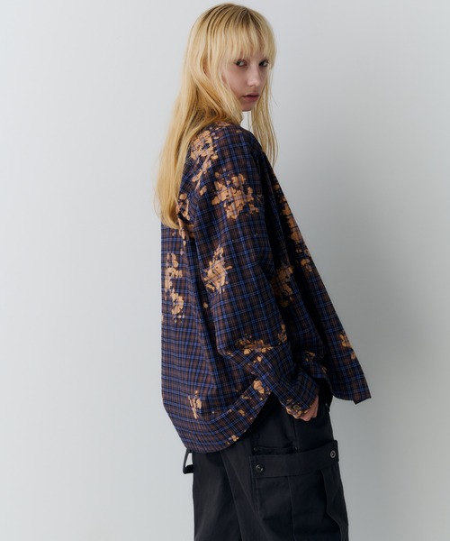 AFF AIVER(エイエフエフアイバー)の「AFF AIVER ブリーチラグランチェックシャツ(シャツ/ブラウス・メンズ・ブラウン/ネイビー・MEDIUM/SMALL/LARGE)」の8枚目の写真