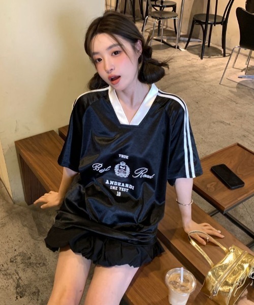 FreeZone(フリーゾーン)の「光沢サテンロゴスポーティTシャツ(Tシャツ/カットソー・メンズ・ブラック/ホワイト・F)」の13枚目の写真