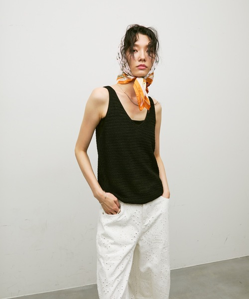 Lutim by u（ルチバイユー）の「Soft gauge knit vest / ソフトゲージニットベスト（ベスト・レディース・キャメル/ブラック/ナチュラル・FREE）」の11枚目の写真