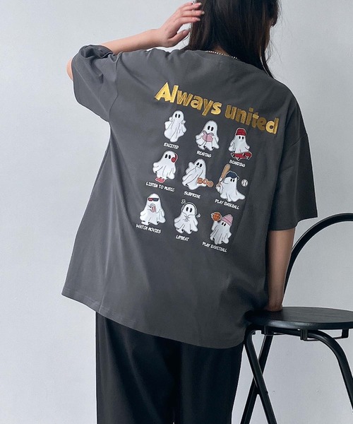 AS KNOW AS plus(アズノゥアズプラス)の「●ワンポイントロゴ刺繍 キャラクターアソートデザイン ビッグサイズ半袖Tシャツ(サメ・モンスター・おばけ)(Tシャツ/カットソー・レディース・チャコールグレー/オフホワイト/オートミール・FREE)」の15枚目の写真