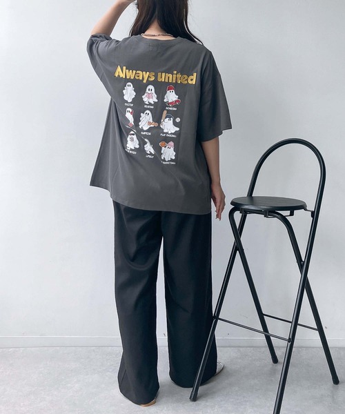 AS KNOW AS plus(アズノゥアズプラス)の「●ワンポイントロゴ刺繍 キャラクターアソートデザイン ビッグサイズ半袖Tシャツ(サメ・モンスター・おばけ)(Tシャツ/カットソー・レディース・チャコールグレー/オフホワイト/オートミール・FREE)」の19枚目の写真