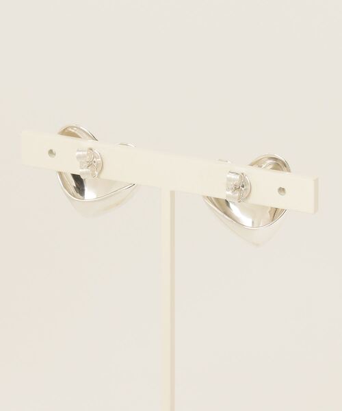 ANNIKA INEZ（アニカイネズ）の「ANNIKA INEZ Voluptuous Heart Earrings, Sml アニカ イネズ ハート ピアス スモール（ピアス（両耳用）・レディース・シルバー・FREE）」の7枚目の写真