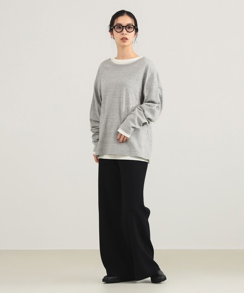 INSCRIRE(アンスクリア)の「【1/1値下げ】INSCRIRE / リブ レイヤード Tシャツ(Tシャツ/カットソー・レディース・チャコールグレー・ONE SIZE)」の4枚目の写真