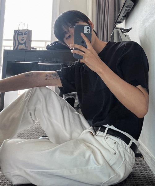 COSYHARU（コシハル）の「ヘンリーネックポンチ半袖Tシャツ（Tシャツ/カットソー・メンズ・ブルー/ダークブラウン/ホワイト/ブラック/ネイビー・LARGE/X-LARGE）」の13枚目の写真