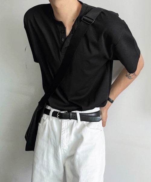 COSYHARU（コシハル）の「ヘンリーネックポンチ半袖Tシャツ（Tシャツ/カットソー・メンズ・ブルー/ダークブラウン/ホワイト/ブラック/ネイビー・LARGE/X-LARGE）」の6枚目の写真