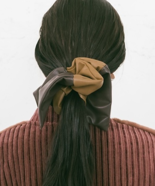 さき　ラシュシュ Square Fakeleather Chouchou（シュシュ）｜SYKIA（シキア）の