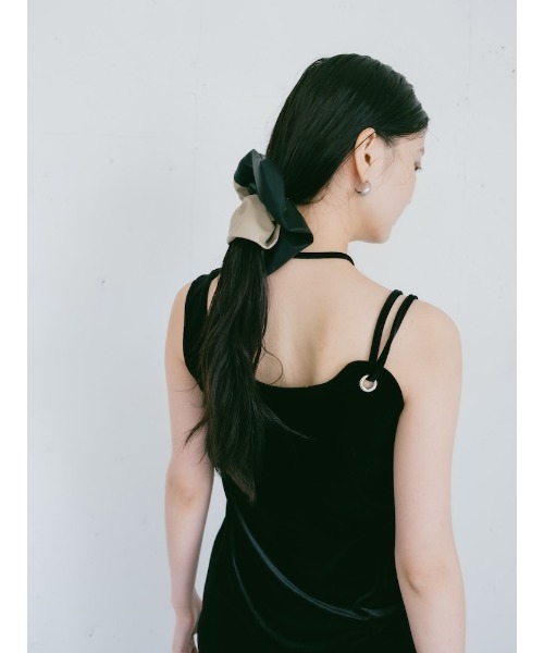 Square Fakeleather Chouchou（シュシュ）｜SYKIA（シキア）の