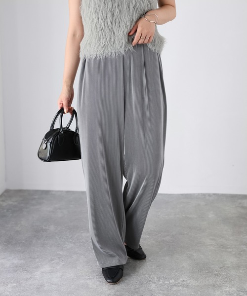 Riberry（リベリー）の「ストライププリーツイージーパンツ（その他パンツ・レディース・グレー/チャコールグレー/ベージュ・MEDIUM）」の8枚目の写真