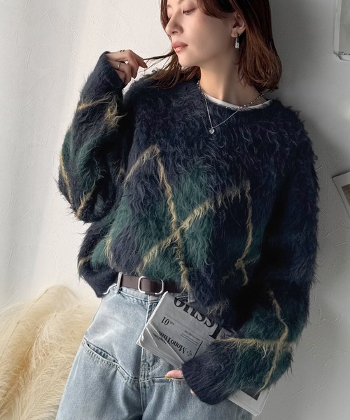 セール】シンプルコーデに差をつける一着。長起毛アーガイル柄ニット