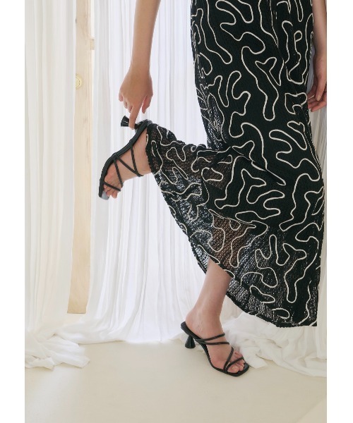 NOTREemor（ノートルエモア）の「wave cord design dress（ワンピース・レディース・アイボリー/ブラック・FREE）」の11枚目の写真