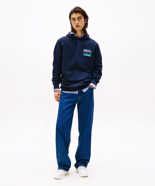 レギュラーフラッグプレイパーカー（スウェット）｜TOMMY JEANS