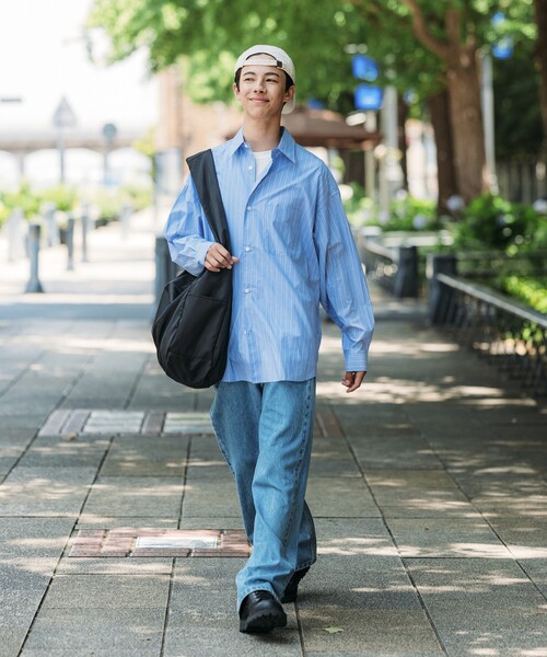 FREAK'S STORE（フリークスストア）の「限定展開 Relax Fit リラックスフィット レギュラーカラー シャツ（シャツ/ブラウス・メンズ・ベージュ/ブルー系その他/ホワイト/ライトグレー/ホワイト系その他/サックスブルー/ブラック/オリーブ/チャコールグレー・SMALL/MEDIUM/LARGE）」の11枚目の写真