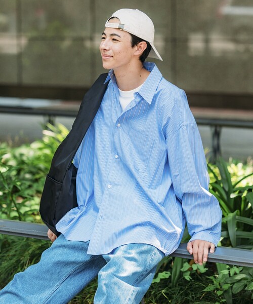 FREAK'S STORE（フリークスストア）の「限定展開 Relax Fit リラックスフィット レギュラーカラー シャツ（シャツ/ブラウス・メンズ・ベージュ/ブルー系その他/ホワイト/ライトグレー/ホワイト系その他/サックスブルー/ブラック/オリーブ/チャコールグレー・SMALL/MEDIUM/LARGE）」の17枚目の写真