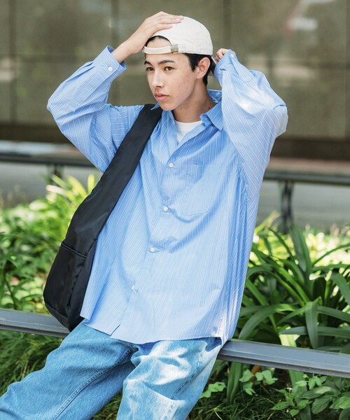 FREAK'S STORE（フリークスストア）の「限定展開 Relax Fit リラックスフィット レギュラーカラー シャツ（シャツ/ブラウス・メンズ・ベージュ/ブルー系その他/ホワイト/ライトグレー/ホワイト系その他/サックスブルー/ブラック/オリーブ/チャコールグレー・SMALL/MEDIUM/LARGE）」の20枚目の写真