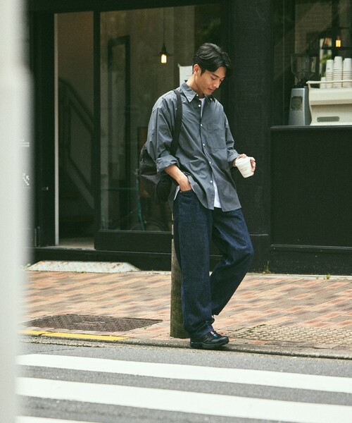 FREAK'S STORE（フリークスストア）の「限定展開 Relax Fit リラックスフィット レギュラーカラー シャツ（シャツ/ブラウス・メンズ・ベージュ/ブルー系その他/ホワイト/ライトグレー/ホワイト系その他/サックスブルー/ブラック/オリーブ/チャコールグレー・SMALL/MEDIUM/LARGE）」の22枚目の写真