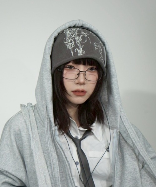 Never mind the XU / Chikashitsu+（ネバーマインド ザ エックスユー / チカシツプラス）の「【Nerd out XU】black frame square glasses / 【ナードアウトエックスユー】ブラックフレームスクエアレンズメガネ（メガネ・メンズ・ブラック・ONE SIZE）」の3枚目の写真
