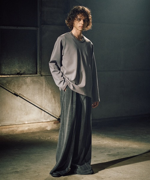 CASPER JOHN（キャスパージョン）の「Drape U-neck cut-sew/ドレープUネックカットソー（Tシャツ/カットソー・メンズ・ブラック/レッド/ホワイト/グレー/チャコールグレー/ブルー・X-SMALL/SMALL/MEDIUM/LARGE）」の15枚目の写真