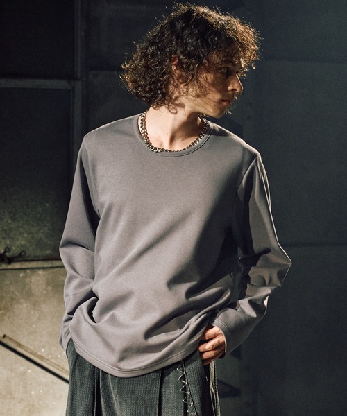 CASPER JOHN（キャスパージョン）の「Drape U-neck cut-sew/ドレープUネックカットソー（Tシャツ/カットソー・メンズ・ブラック/レッド/ホワイト/グレー/チャコールグレー/ブルー・X-SMALL/SMALL/MEDIUM/LARGE）」の14枚目の写真