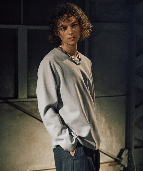 CASPER JOHN（キャスパージョン）の「Drape U-neck cut-sew/ドレープUネックカットソー（Tシャツ/カットソー・メンズ・ブラック/レッド/ホワイト/グレー/チャコールグレー/ブルー・X-SMALL/SMALL/MEDIUM/LARGE）」の10枚目の写真