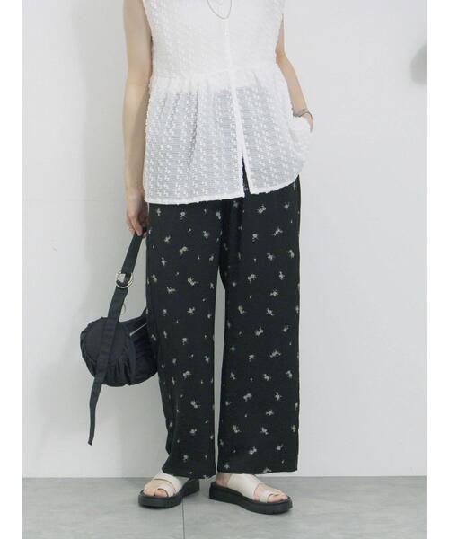 Samansa Mos2 blue（サマンサモスモスブルー）の「花柄イージーパンツ（その他パンツ・レディース・ネイビー/ブラック/ブラウン・F）」の5枚目の写真