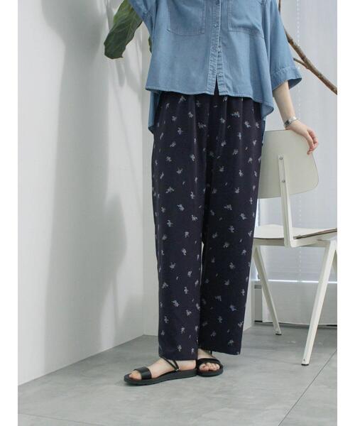 Samansa Mos2 blue（サマンサモスモスブルー）の「花柄イージーパンツ（その他パンツ・レディース・ネイビー/ブラック/ブラウン・F）」の18枚目の写真