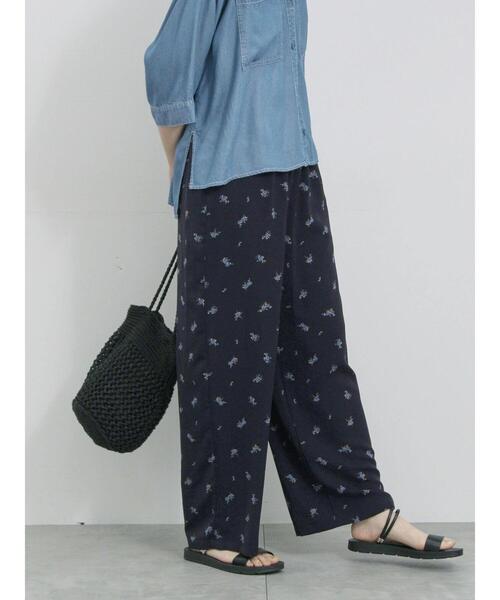 Samansa Mos2 blue（サマンサモスモスブルー）の「花柄イージーパンツ（その他パンツ・レディース・ネイビー/ブラック/ブラウン・F）」の22枚目の写真