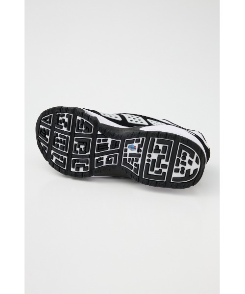 NIKE(ナイキ)の「エア マックス SNDR(スニーカー・レディース・ホワイト系その他2/ブラック・25cm/24.5cm/24cm/23.5cm/23cm)」の6枚目の写真