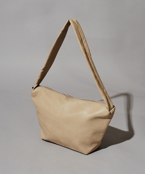 BLANK　（ブランク）の「faux leather bag / フェイクレザー バッグ（ショルダーバッグ・レディース・アイボリー/ブラウン・FREE）」の7枚目の写真