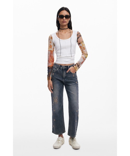 Desigual（デシグアル）の「刺繍ミラーディテールデニムキュロット（デニムパンツ・レディース・ブルー・38/40/44/34/36/42）」の5枚目の写真