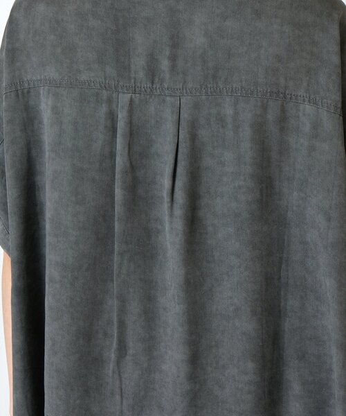 Jena espace merveilleux(ジェナ エスパスメルヴェイユ)の「リヨセルツイルシャツ(シャツ/ブラウス・レディース・チャコールグレー/カーキ・FREE)」の14枚目の写真