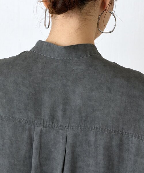 Jena espace merveilleux(ジェナ エスパスメルヴェイユ)の「リヨセルツイルシャツ(シャツ/ブラウス・レディース・チャコールグレー/カーキ・FREE)」の15枚目の写真