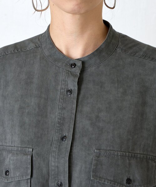 Jena espace merveilleux(ジェナ エスパスメルヴェイユ)の「リヨセルツイルシャツ(シャツ/ブラウス・レディース・チャコールグレー/カーキ・FREE)」の16枚目の写真