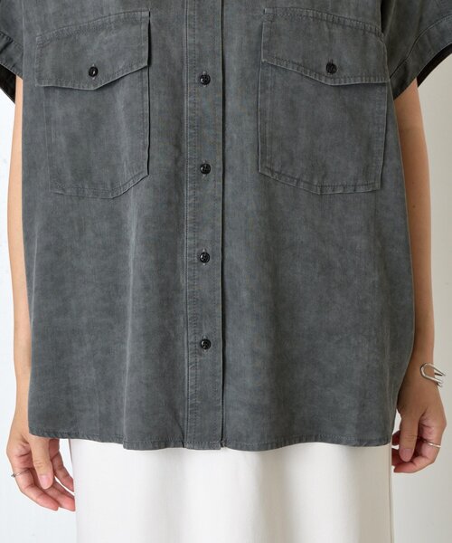 Jena espace merveilleux(ジェナ エスパスメルヴェイユ)の「リヨセルツイルシャツ(シャツ/ブラウス・レディース・チャコールグレー/カーキ・FREE)」の21枚目の写真